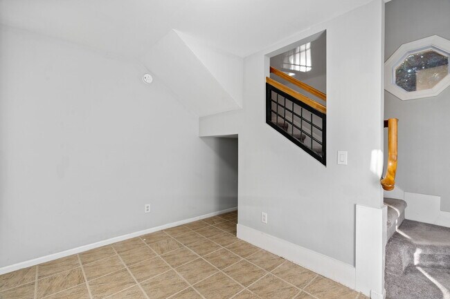 Building Photo - 7914 Gilead Rd