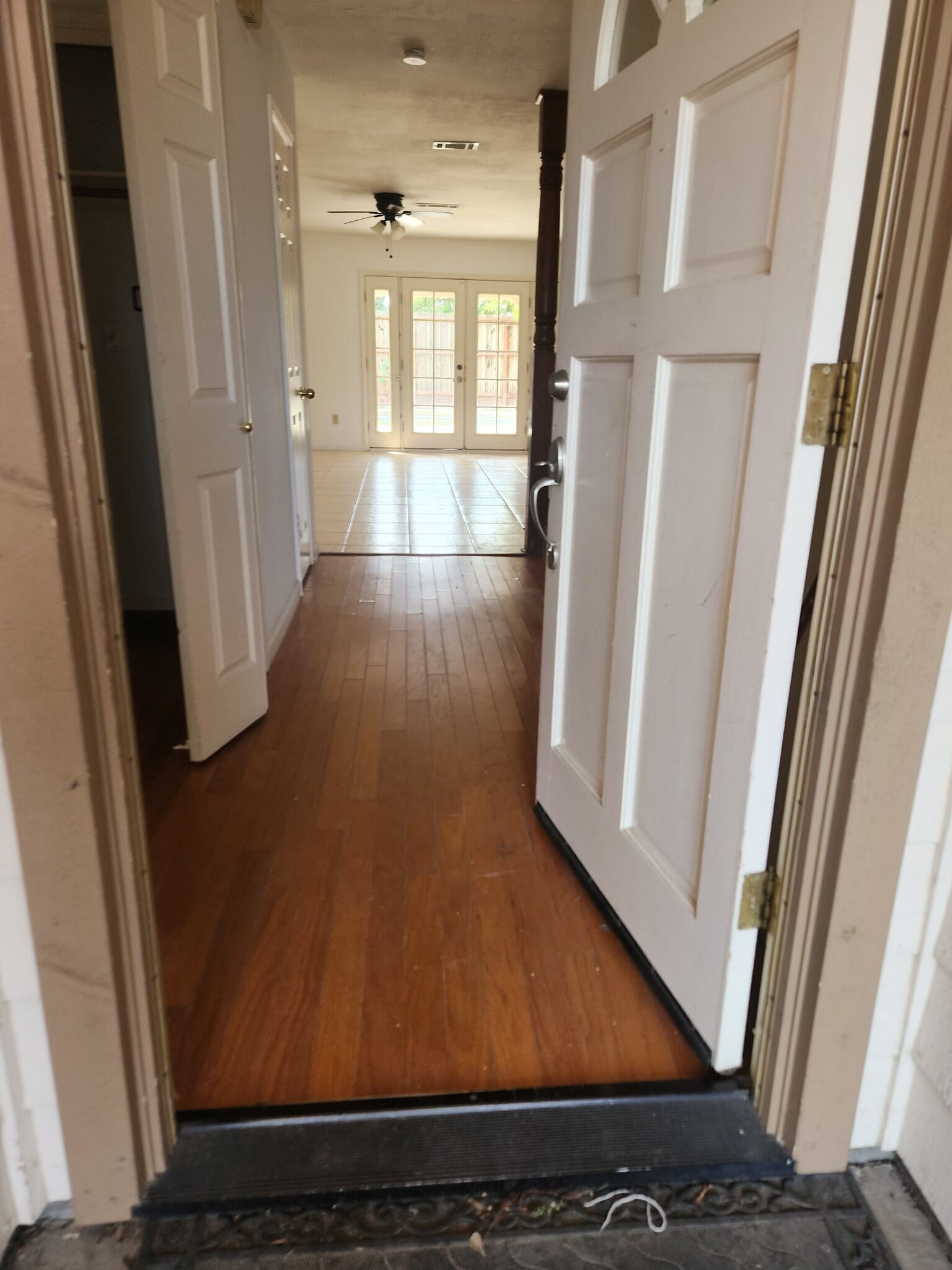 Building Photo - 2156 Cheyenne Way