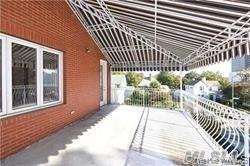 Building Photo - 77-16 Kew Forest Ln