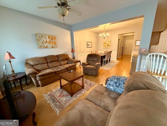 Building Photo - 121 Stonebridge Crossing