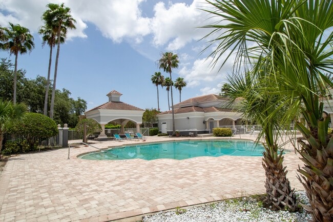 Building Photo - 14036 Fairway Island Dr