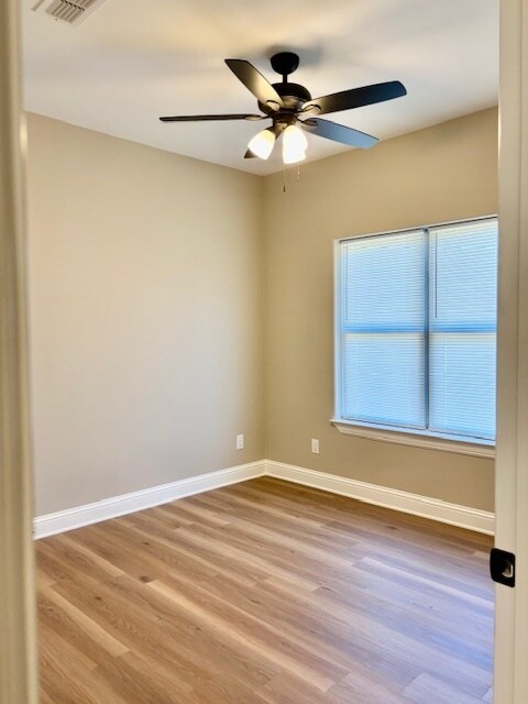 second bedroom - 225 S Pine St