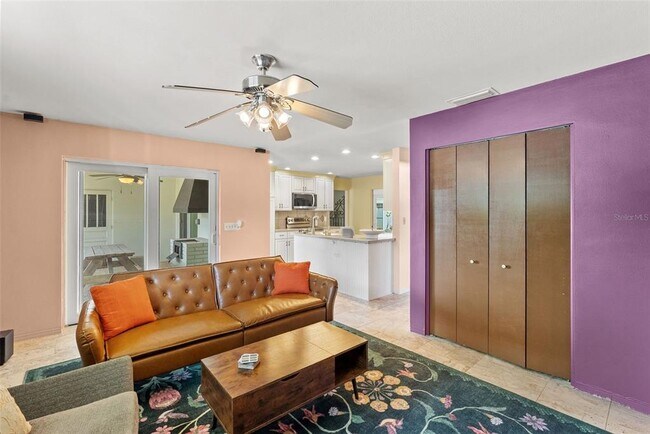 Building Photo - 1191 87th Ave N