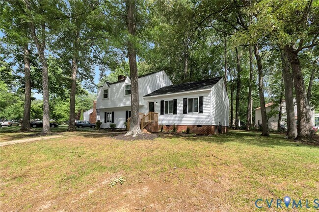 Building Photo - 9015 Covewood Rd