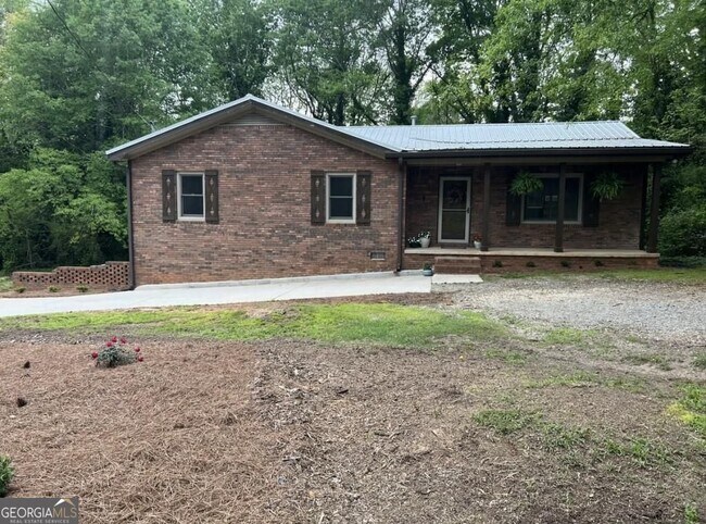 Building Photo - 19 Oak Hill Dr