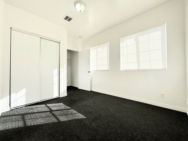 Building Photo - 8251 San Pedro St