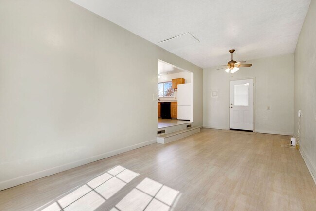 Building Photo - Updated 4 Bedroom Home in South College Heights