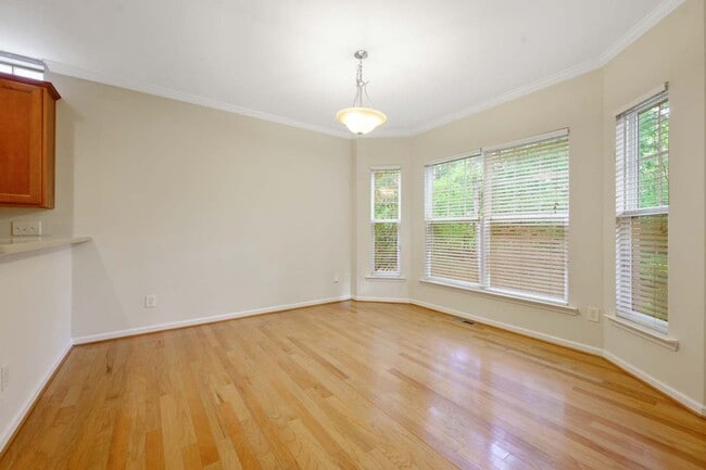 Building Photo - Beautiful 3 BR/2.5 Bath Home in Lyons Farm Community Durham!