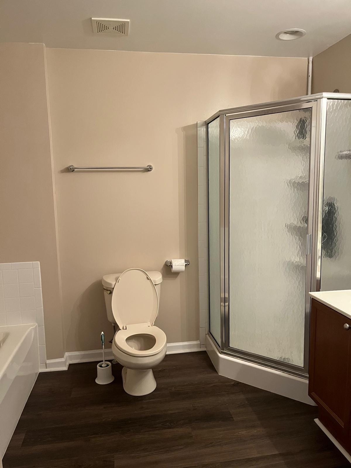 Master bath - 199 Rumbling Rock Rd