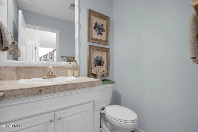 Building Photo - 6032 Ojo De Agua Dr