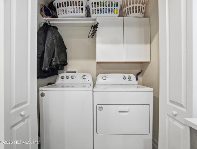 Building Photo - 78 Pasadena Dr