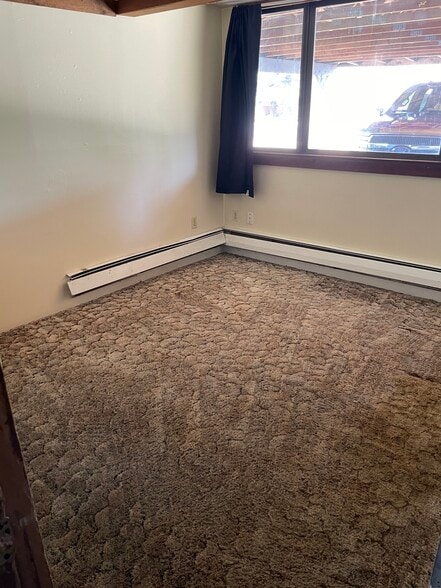 Building Photo - 1316 Summers Ln
