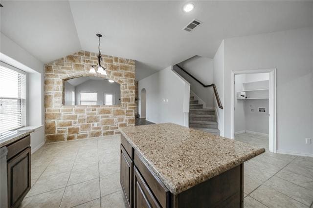 Building Photo - 2100 Benjamin Creek Dr