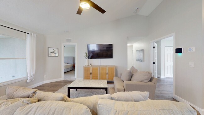 Building Photo - 4026 Banbury Cir