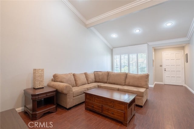 Building Photo - 15735 La Subida Dr