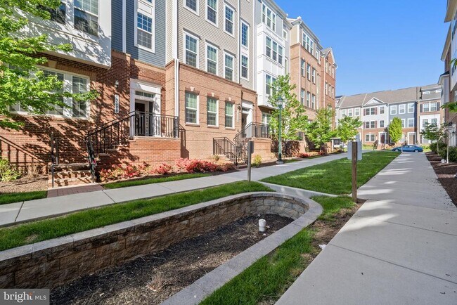 Building Photo - 13026 Martz St
