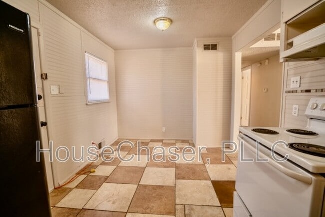 Building Photo - 5004 40th St