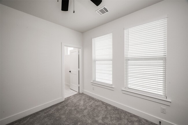 Building Photo - 1216 Mcneil St