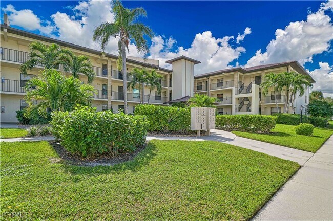 Building Photo - 12621 Kelly Sands Way