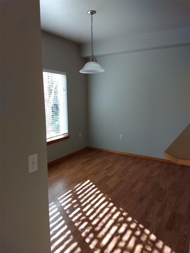 Building Photo - 4641 Celia Way - 101