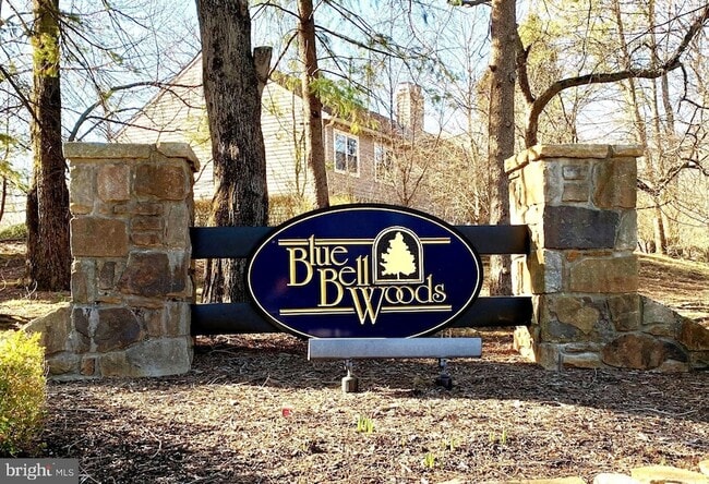 Building Photo - 235 Copper Beech Dr