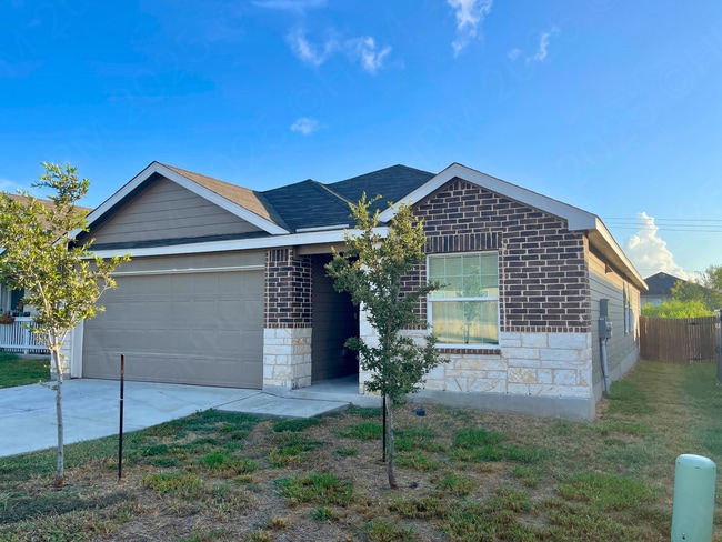 Building Photo - 8014 Chanting Bnd