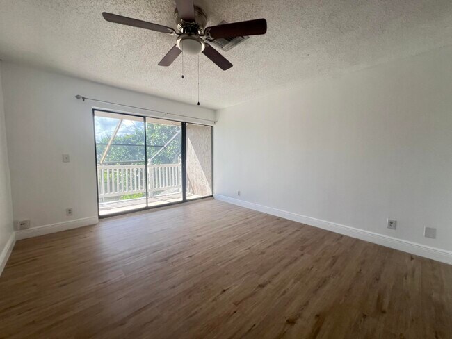 Building Photo - 12398 Westhampton Cir