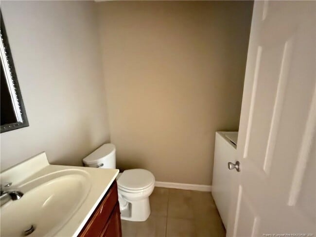 Building Photo - 229 Lansdowne Rd