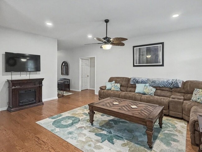 Building Photo - 9406 Night Harbor Dr