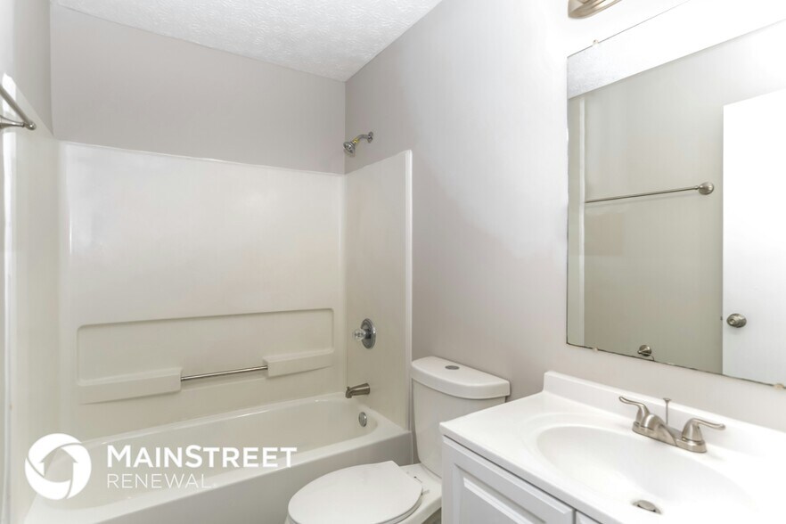 Building Photo - 2980 Blue Moon Dr