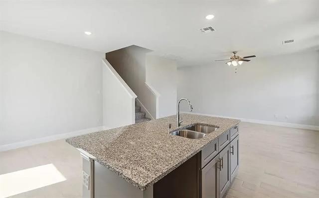 Building Photo - 3209 Cordelia Dr