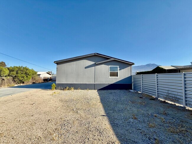 Building Photo - 64173 Thomas Ave