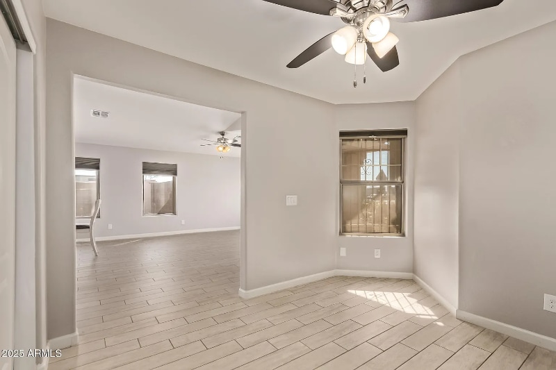 Building Photo - 15461 S 47th Pl