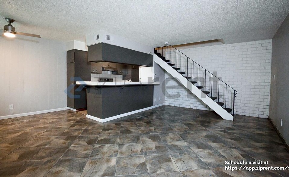 Building Photo - 4145 Apostolo Cir