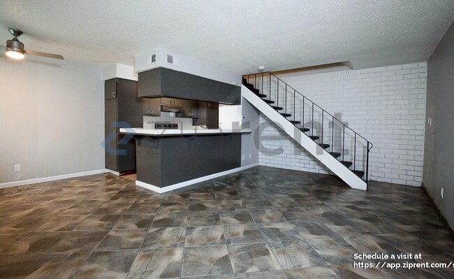 Building Photo - 4145 Apostolo Cir