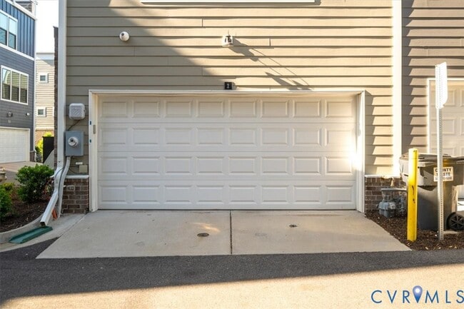 Building Photo - 2 Shiplock Row