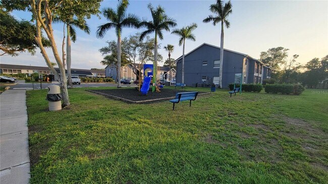 Building Photo - 4136 Pershing Pointe Pl
