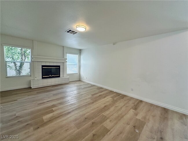 Building Photo - 9628 Spanish Steps Ln