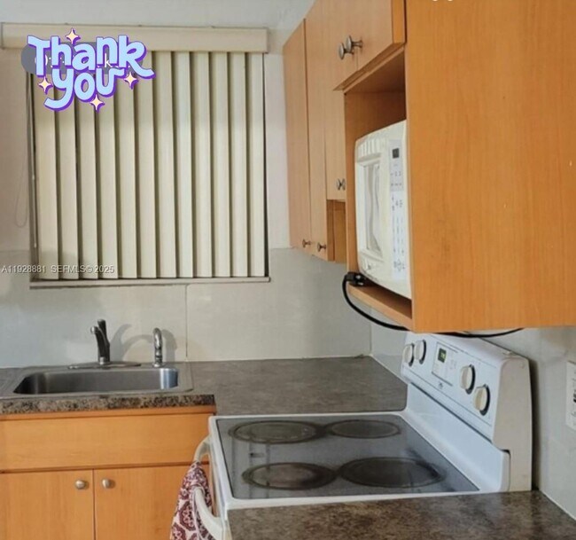 Building Photo - 2245 NW 3rd St