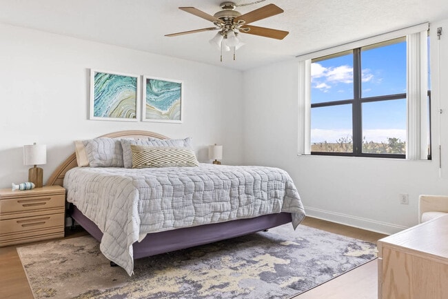 Building Photo - 2101 S Atlantic Ave