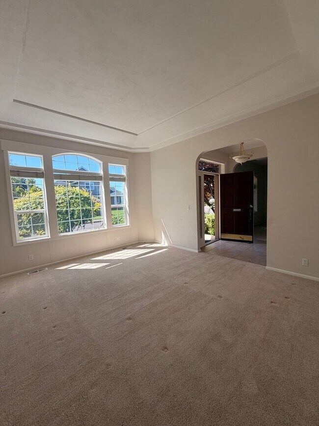 Building Photo - 3- Bedroom home in Hayden Bridge