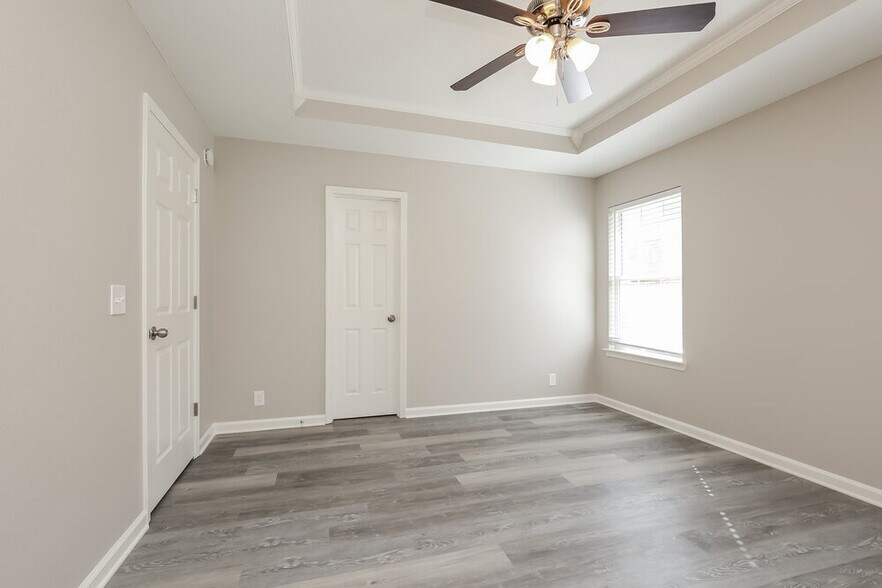 Building Photo - 849 Lavergne Ln