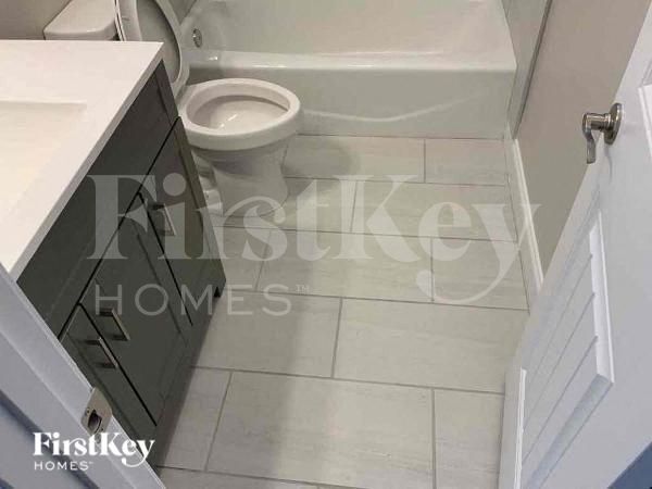 Building Photo - 124 Lakeland Ridge