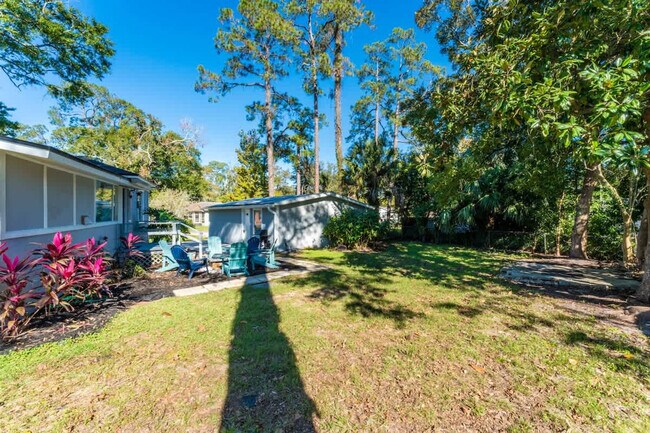 Building Photo - 4860 Riverdale Rd