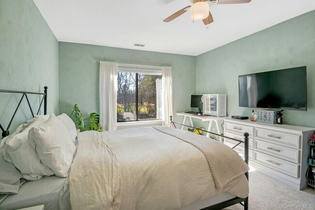 Building Photo - 57 Scenic Vw