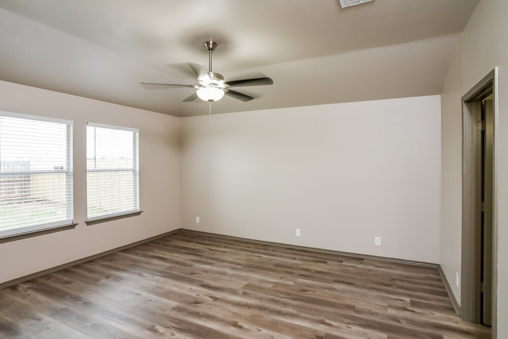 Building Photo - 316 Hummingbird Dr