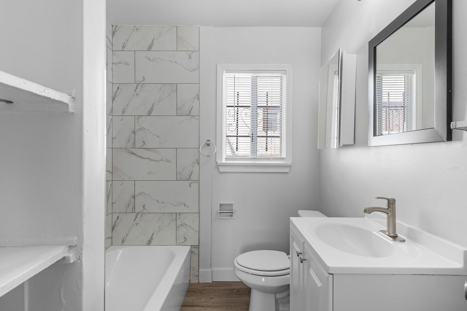 Building Photo - 2652 E 15th St