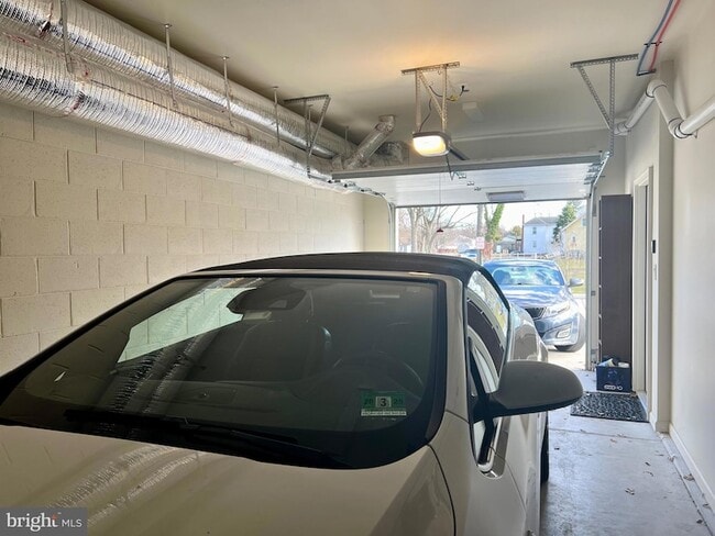 Building Photo - 46 W Pittsfield St