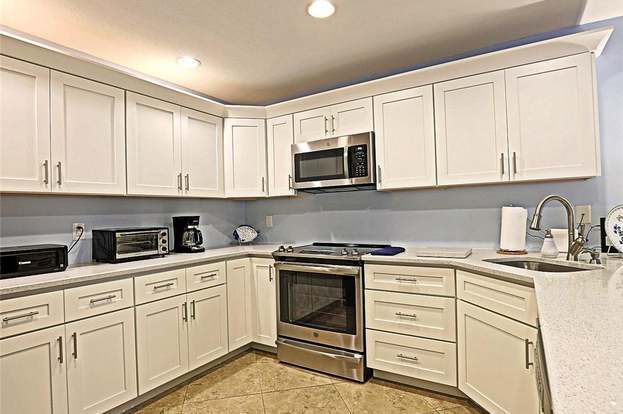 Building Photo - 6310 Royal Woods Dr