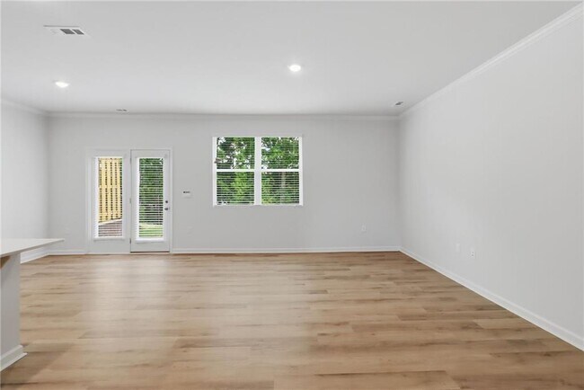 Building Photo - 48 Berryville Dr